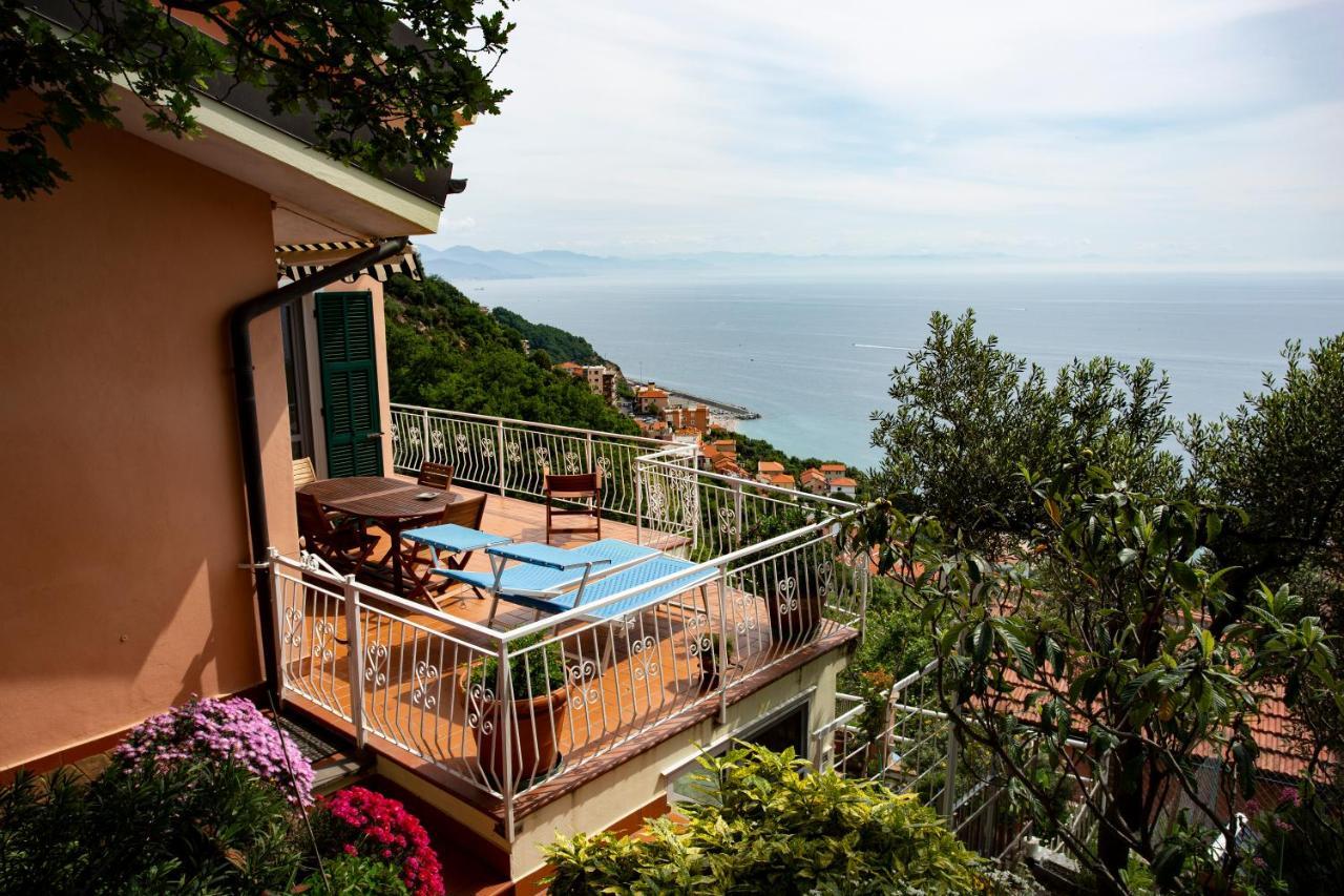 Villa Gio - Terrazza Nel Blu Bergeggi Exterior photo