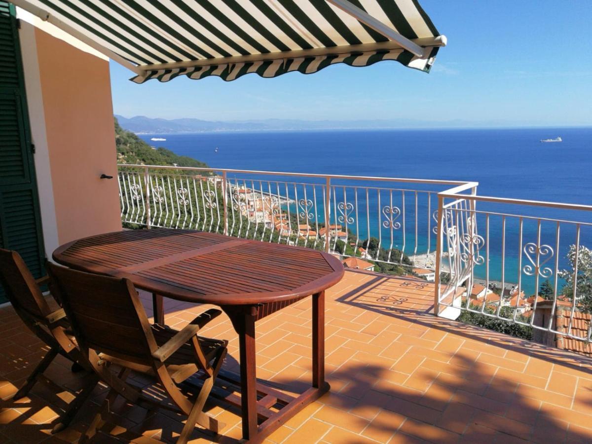 Villa Gio - Terrazza Nel Blu Bergeggi Exterior photo